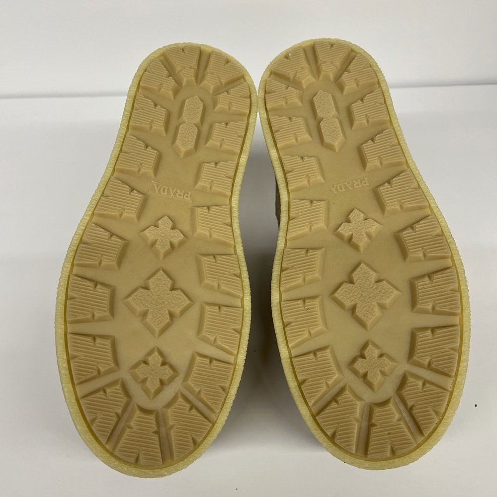 Prada Suede mid-top sneakers in Ecru Size 40 - Picture 5 of 5